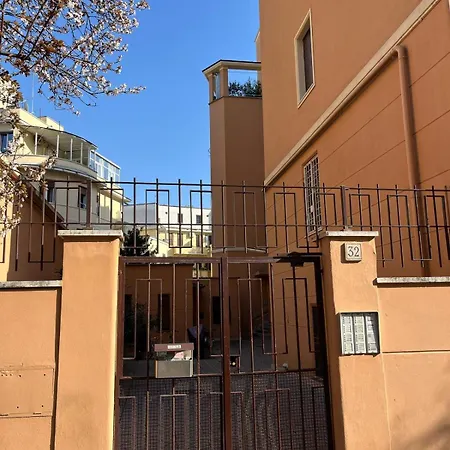 Apartment Cortile San Tommaso Rome