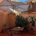 Cortile San Tommaso Daire